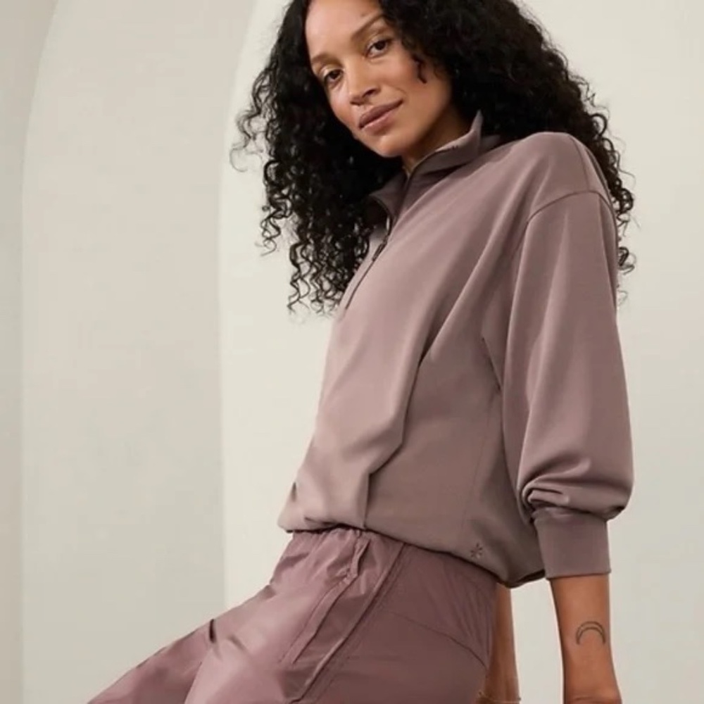 Athleta Seasoft Quarter Zip Bubble Hem Sweatshirt, Smoky Rose, Size XS